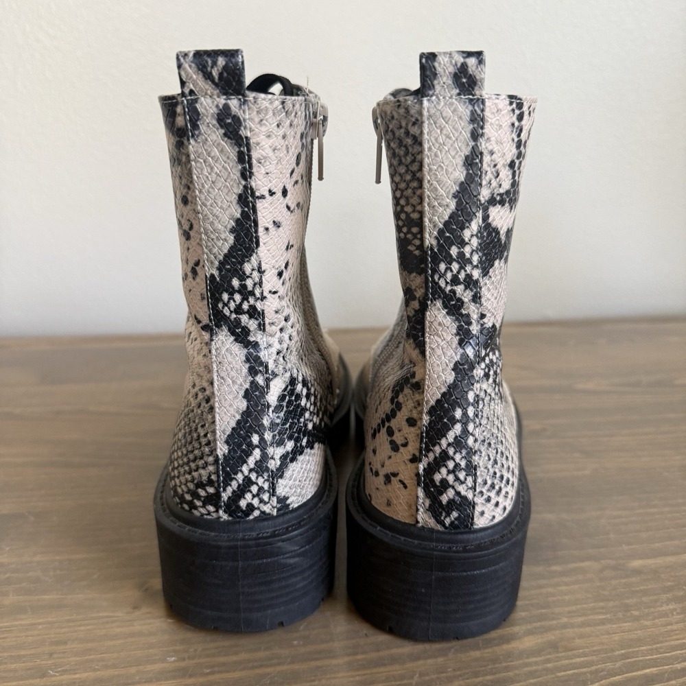 Madden Girl Womens 8M Aleena Faux Snakeskin Lug Sole Lace Up Combat Boots - Picture 6 of 9